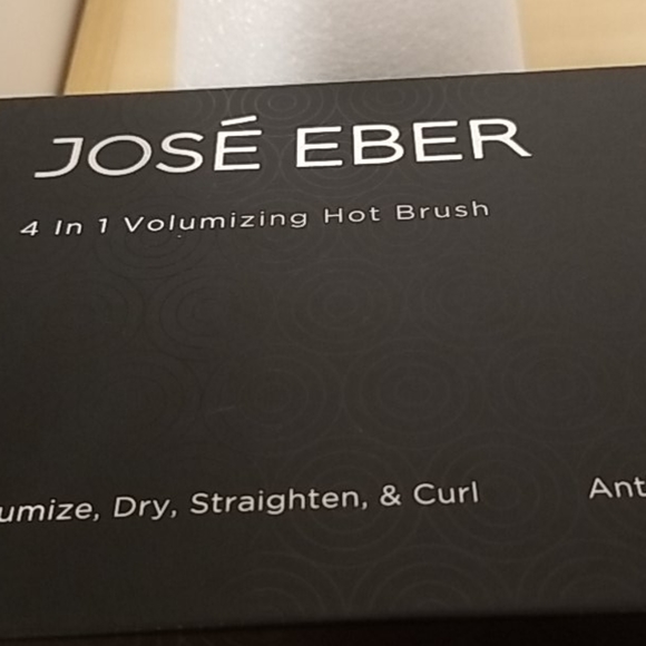 Jose Eber HOT BRUSH - Picture 5 of 7